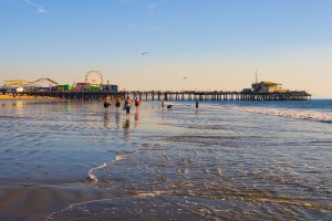 Santa Monica Beach-pier shutterstock15x10